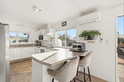 Photo of property in 21 Hastings Street, Te Puke, 3119