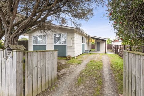 Photo of property in 57 Mazengarb Road, Paraparaumu Beach, Paraparaumu, 5032