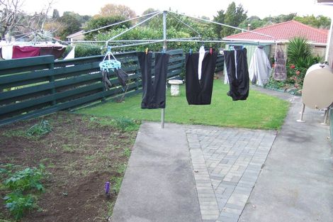 Photo of property in 2 Bellfield Road, Opaheke, Papakura, 2113