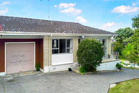 Photo of property in 1/38 Divich Avenue, Te Atatu South, Auckland, 0610