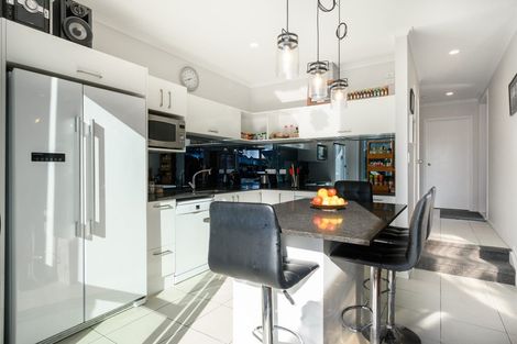 Photo of property in 24 Station Street, Hobsonville, Auckland, 0616