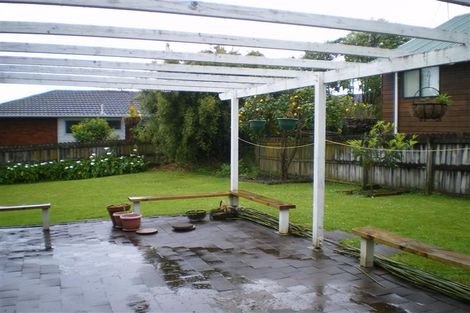 Photo of property in 149 Botany Road, Botany Downs, Auckland, 2010