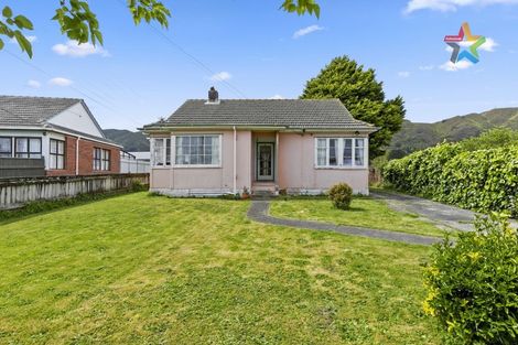 Photo of property in 17 Gibson Crescent, Naenae, Lower Hutt, 5011