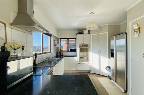 Photo of property in 19 Domain Road, Weymouth, Auckland, 2103