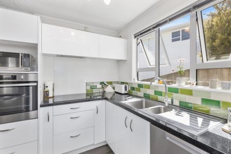 Photo of property in 43a Cypress Drive, Maungaraki, Lower Hutt, 5010