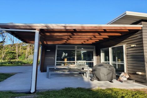 Photo of property in 3 William Pitcher Place, Greenhithe, Auckland, 0632