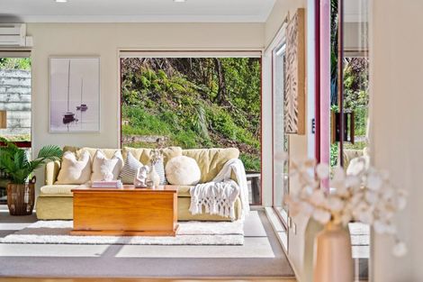 Photo of property in 92 Okareka Loop Road, Lake Okareka, Rotorua, 3076