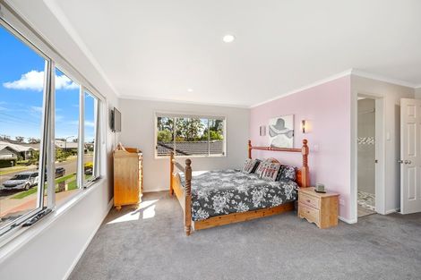 Photo of property in 28 Arataki Road, Havelock North, 4130