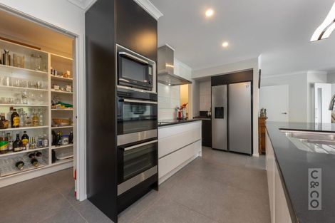 Photo of property in 4 School Road, Riverhead, 0820