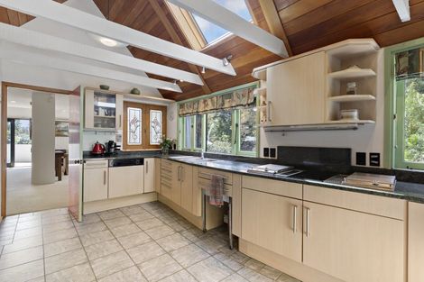 Photo of property in 18 Marama Terrace, Eastbourne, Lower Hutt, 5013