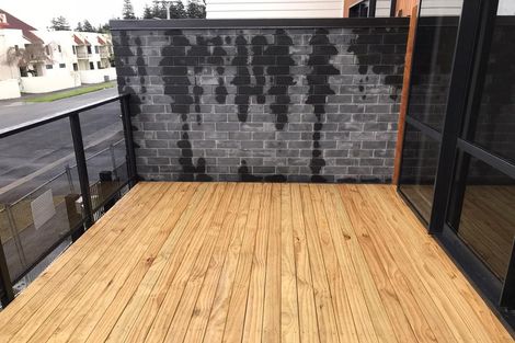 Photo of property in 1/10 Charlemont Street, Whitiora, Hamilton, 3200