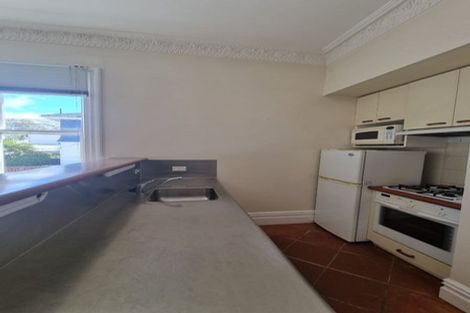 Photo of property in 253 The Terrace, Te Aro, Wellington, 6011
