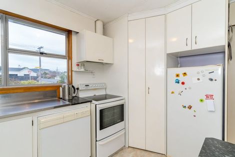 Photo of property in 6 Cross Street, Milton, 9220