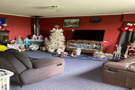 Photo of property in 4 Margaret Place, Merrilands, New Plymouth, 4312