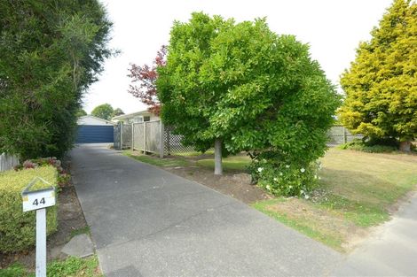 Photo of property in 44 Gladson Avenue, Sockburn, Christchurch, 8042