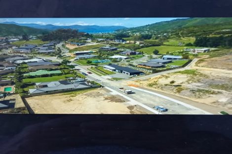 Photo of property in 2 Raukura Rise, Picton, 7220