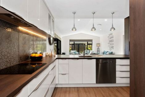 Photo of property in 12 Charlotte Drive, Omokoroa, 3114