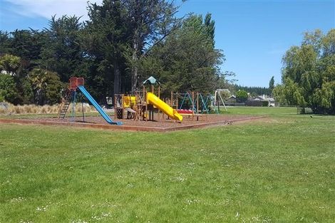 Photo of property in 4 Domain Terrace, Waikuku Beach, 7473