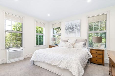 Photo of property in 37 Overdale Drive, Cashmere, Christchurch, 8022