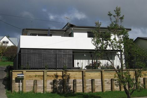 Photo of property in 48 Bay Street, Red Beach, 0932