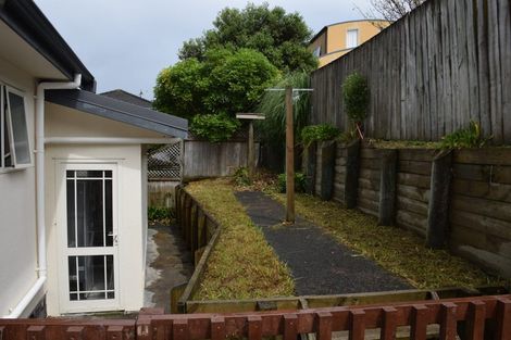 Photo of property in 13 Noel Williams Place, Windsor Park, Auckland, 0630