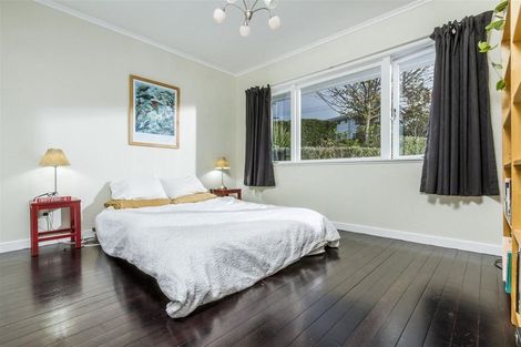 Photo of property in 1/15 Alamein Avenue, Belmont, Auckland, 0622