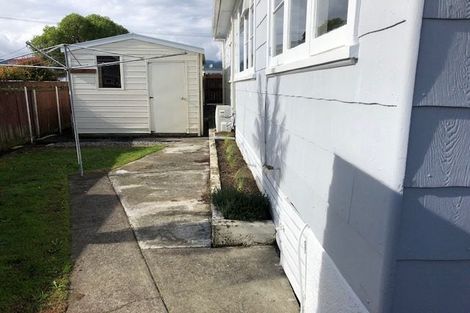 Photo of property in 577 Queen Street East, Levin, 5510