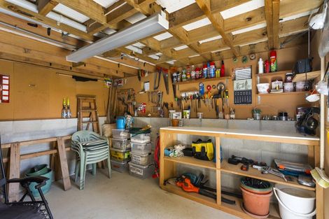 Photo of property in 14 Weldene Avenue, Glenfield, Auckland, 0629