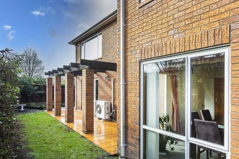 Photo of property in 94 Memorial Avenue, Ilam, Christchurch, 8053