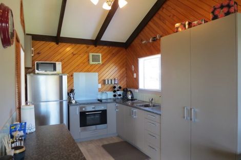 Photo of property in 15 Kowhai Drive, Te Kouma, Coromandel, 3581