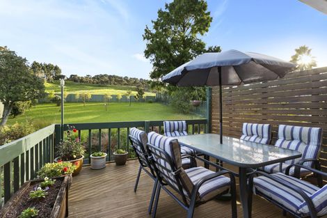 Photo of property in 11 Grassmere Road, Henderson Valley, Auckland, 0612