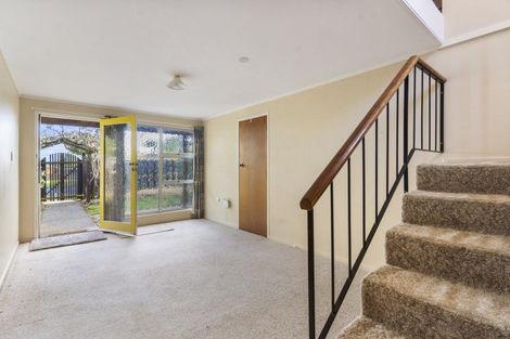 Photo of property in 2/57 Moana Avenue, One Tree Hill, Auckland, 1061