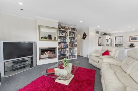 Photo of property in 6 Christopher Lane, Warkworth, 0910