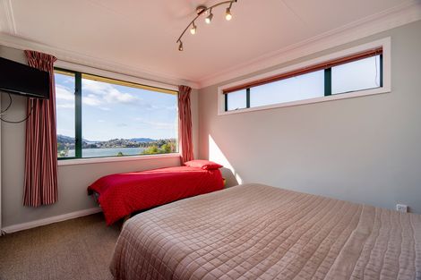Photo of property in 21 District Road, Roseneath, Port Chalmers, 9023