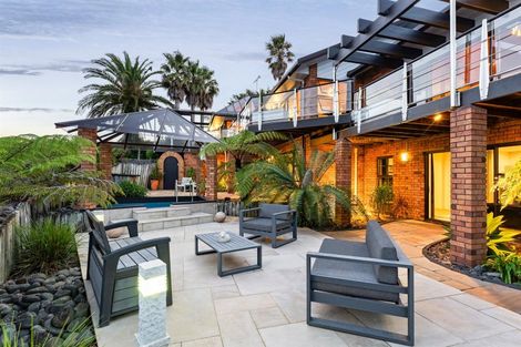 Photo of property in 5 Kotare Place, Sandspit, Warkworth, 0982