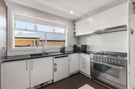 Photo of property in 417 Great South Road, Opaheke, Papakura, 2113