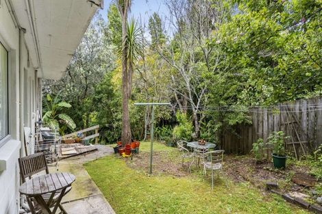 Photo of property in 3/19a Verbena Road, Birkdale, Auckland, 0626