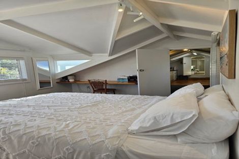 Photo of property in 36 Rame Road, Greenhithe, Auckland, 0632