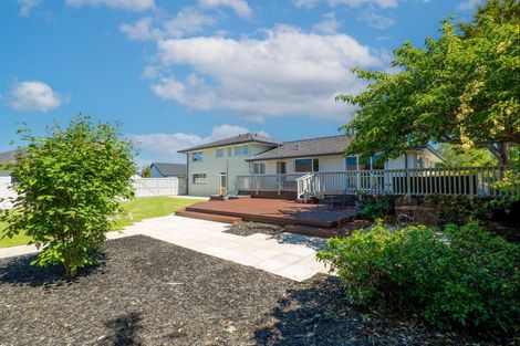 Photo of property in 100a Aorangi Road, Bryndwr, Christchurch, 8053
