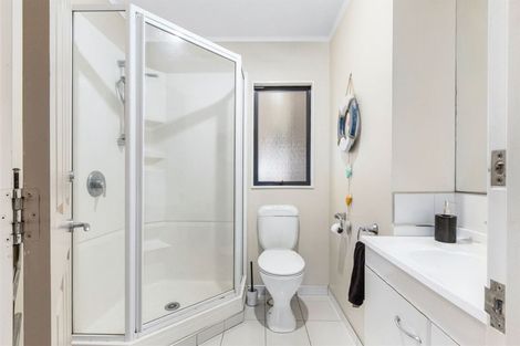 Photo of property in 24 Saint Ives Drive, Camborne, Porirua, 5026