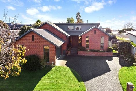 Photo of property in 56 Cairns Crescent, Rototuna, Hamilton, 3210