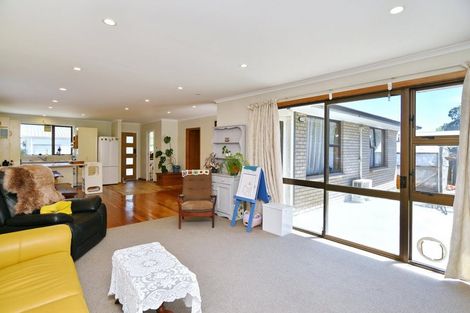 Photo of property in 366 Linwood Avenue, Bromley, Christchurch, 8062