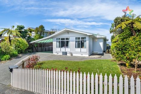 Photo of property in 35 Harbour View Road, Harbour View, Lower Hutt, 5010