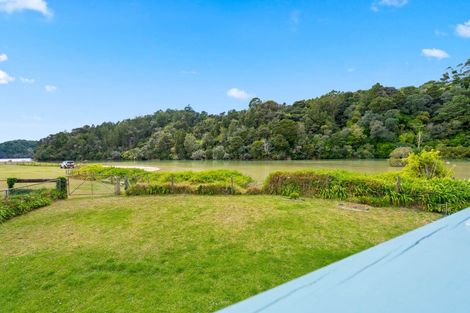 Photo of property in 870 Matapouri Road, Matapouri, Whangarei, 0173