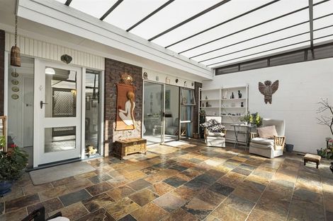 Photo of property in 2/178 Stapleford Crescent, Browns Bay, Auckland, 0630