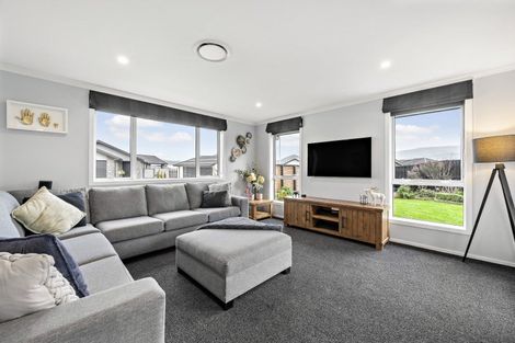 Photo of property in 38 Buddle Road, Wallaceville, Upper Hutt, 5018