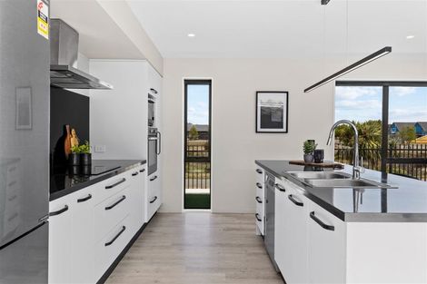 Photo of property in 17 Pajet Street, Marshland, Christchurch, 8083