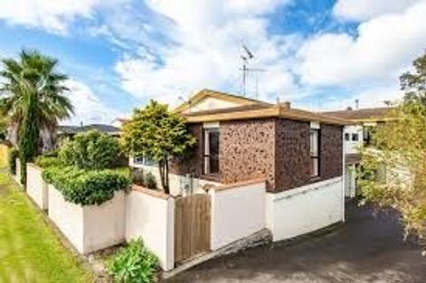 Photo of property in 44 Golf Road, Mount Maunganui, 3116