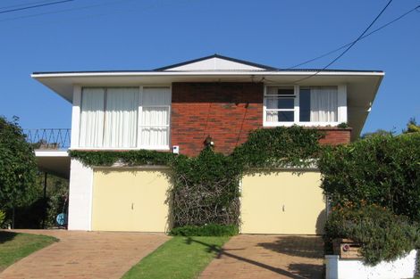 Photo of property in 4 Newhaven Terrace, Mairangi Bay, Auckland, 0630