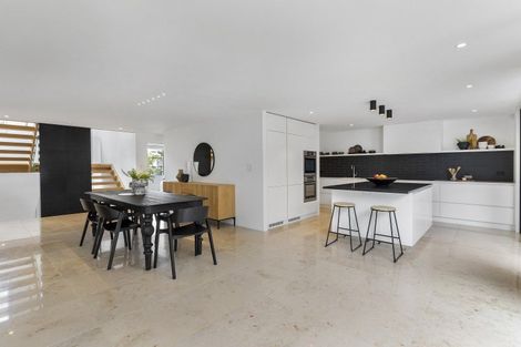 Photo of property in 14a Stanley Point Road, Stanley Point, Auckland, 0624